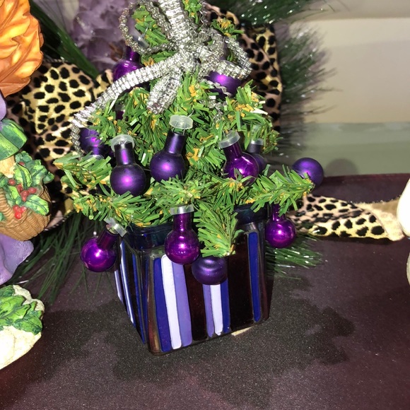 VARIOUS CHRISTMAS DECOR - Picture 4 of 6